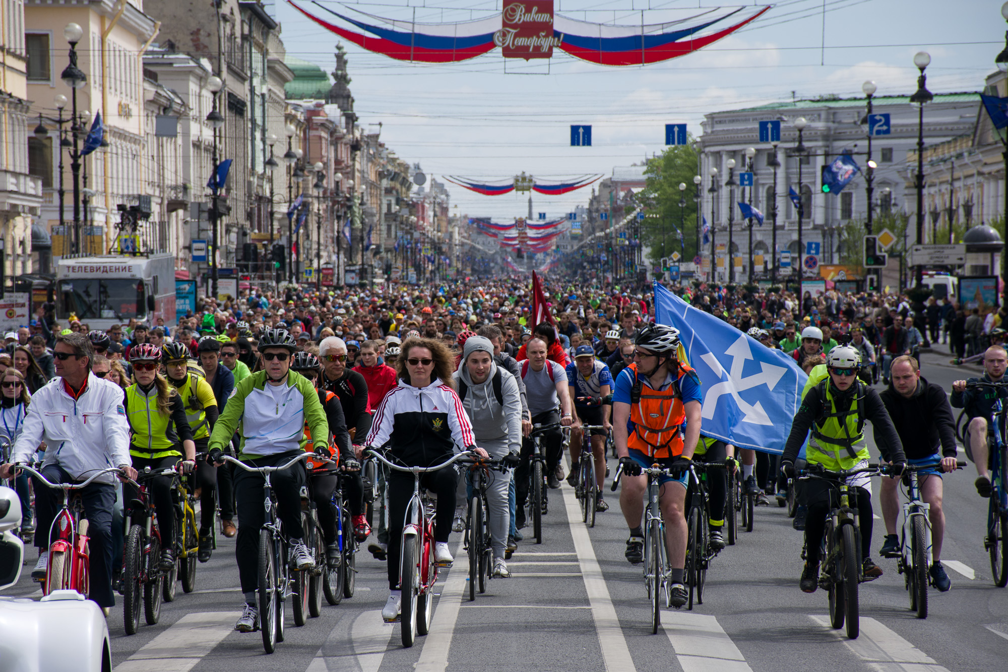 Впервые к Зеленому марафону Сбербанка присоединились участники городского Большого велопарада.